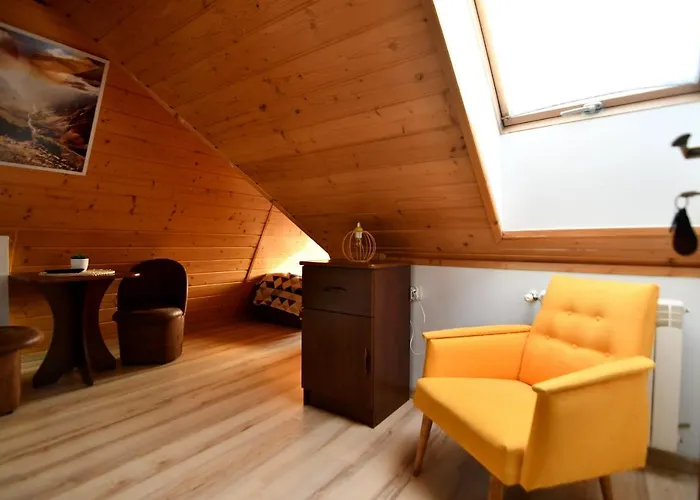 Δωμάτια σε οικογενειακή κατοικία Florynka *